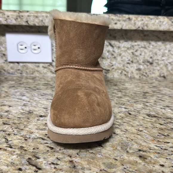 Selene Bailey Bow Limited Edition - Picture 3 of 3